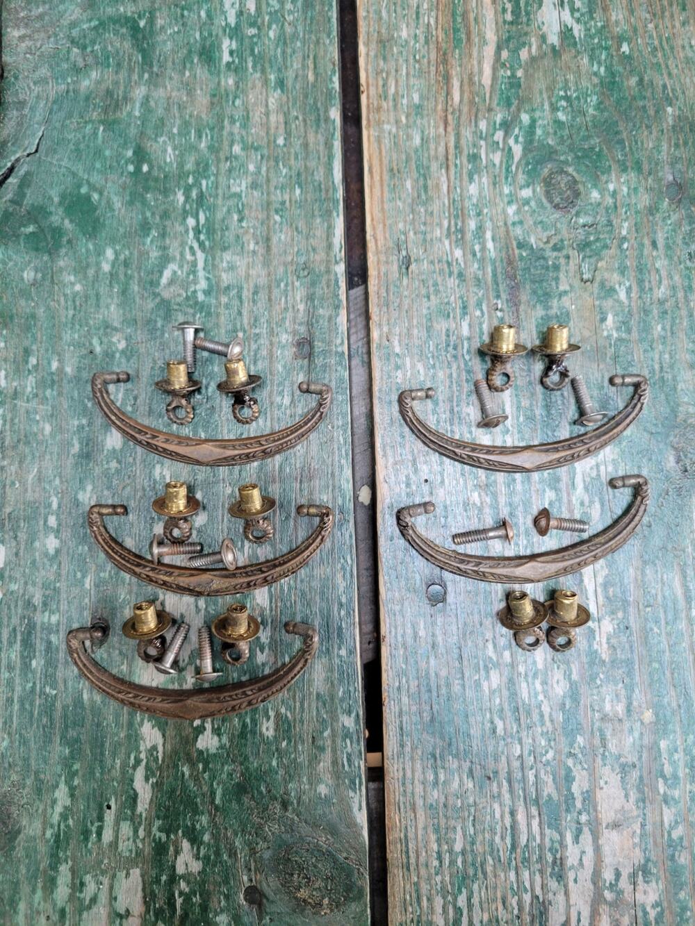 5 Vintage Bail Drawer Pulls, Metal Salvage Lot